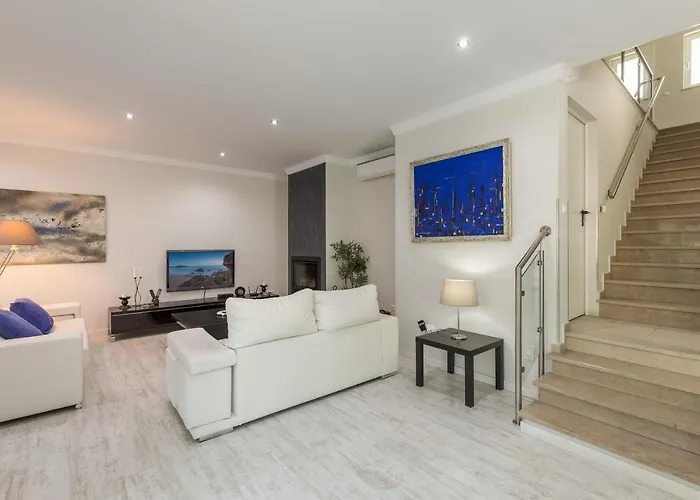 بيت للعطل D_loft Sea And Golf البوفيرا